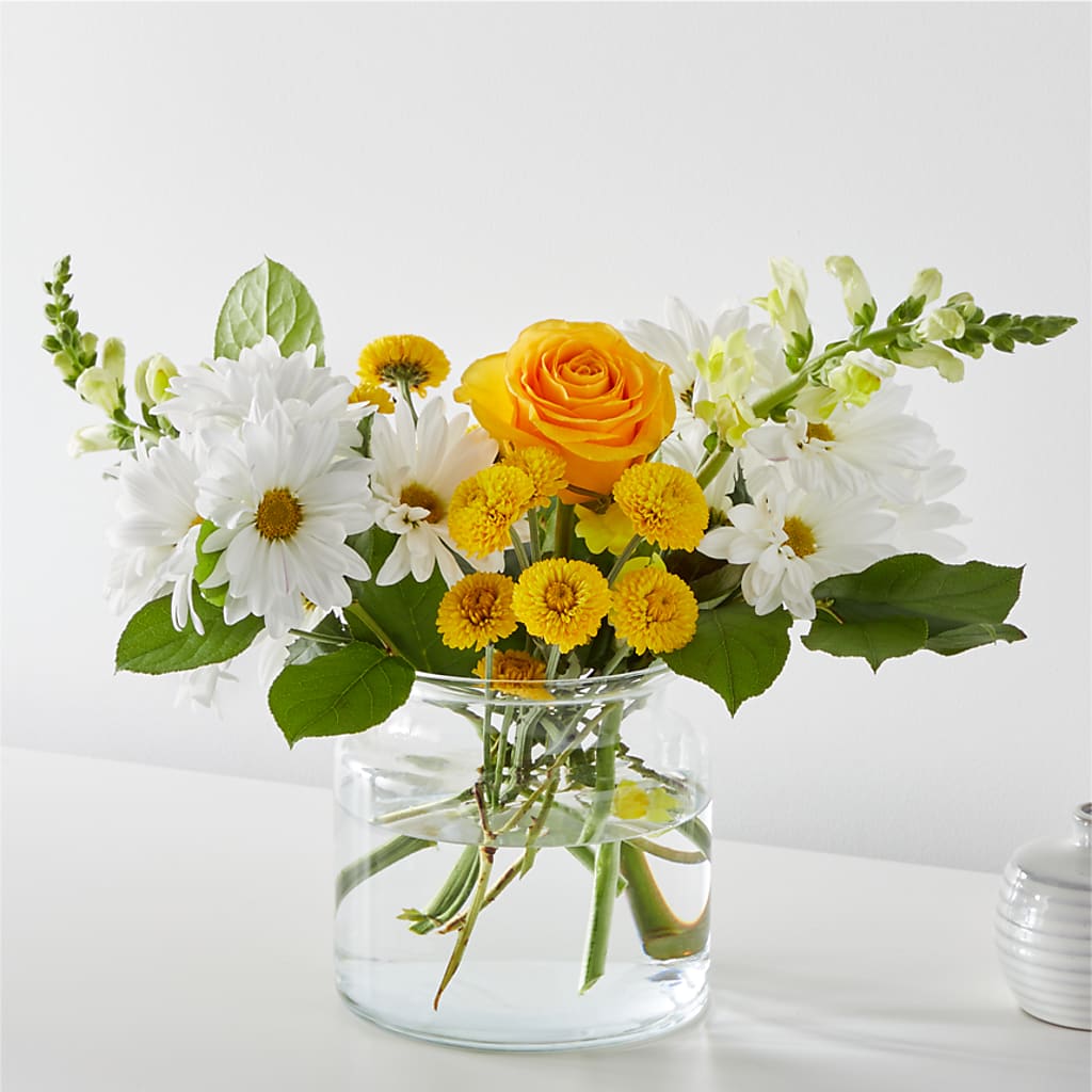 Sun Salutation Bouquet – Floristo Bermeo Ii, Big Lake MN