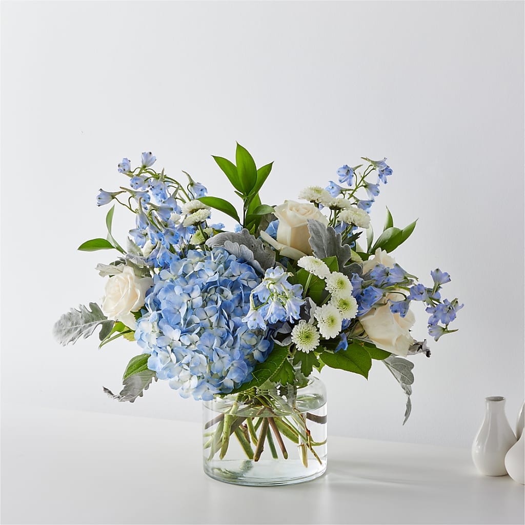 Coastal Blossom Bouquet – Floristo Bermeo Ii, Big Lake MN