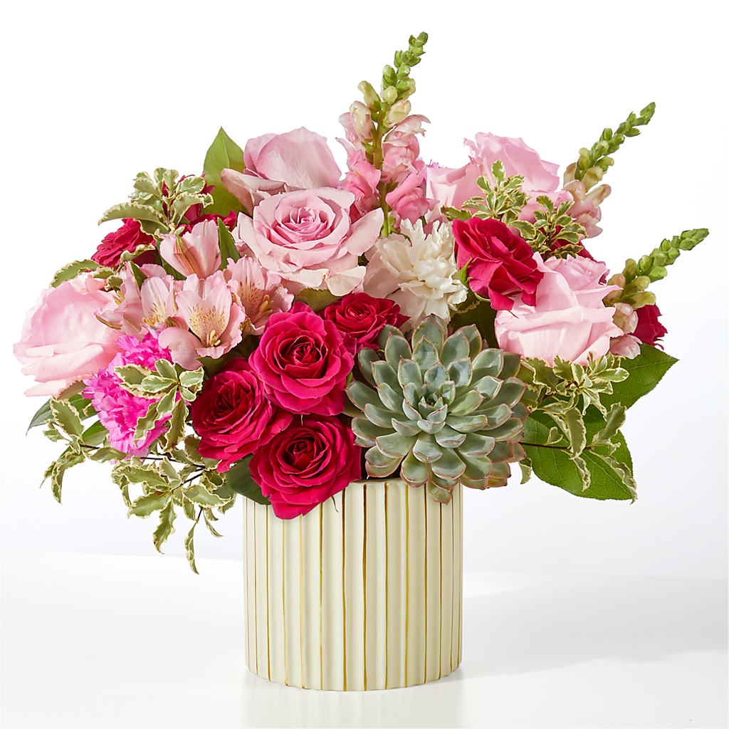 Magenta Musings Bouquet – Floristo Bermeo Ii, Big Lake MN