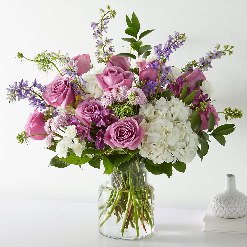 Violet Caress Bouquet – Floristo Bermeo Ii, Big Lake MN