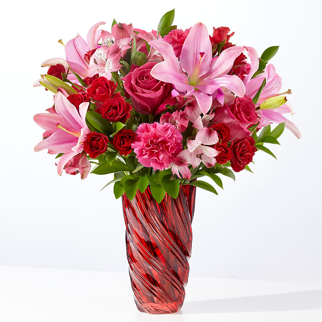 In Love Bouquet with Luxe Swirl Vase – Floristo Bermeo Ii, Big Lake MN