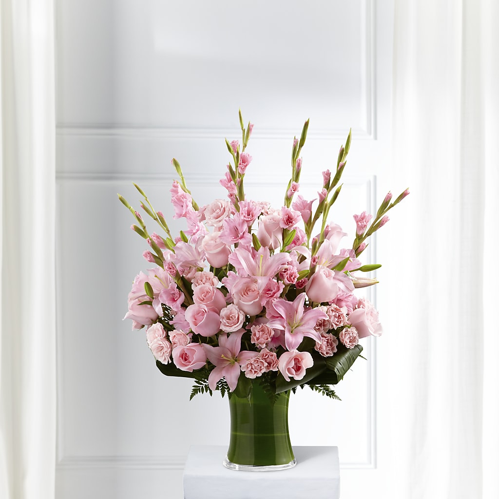 Lovely Tribute Bouquet – Floristo Bermeo Ii, Big Lake MN