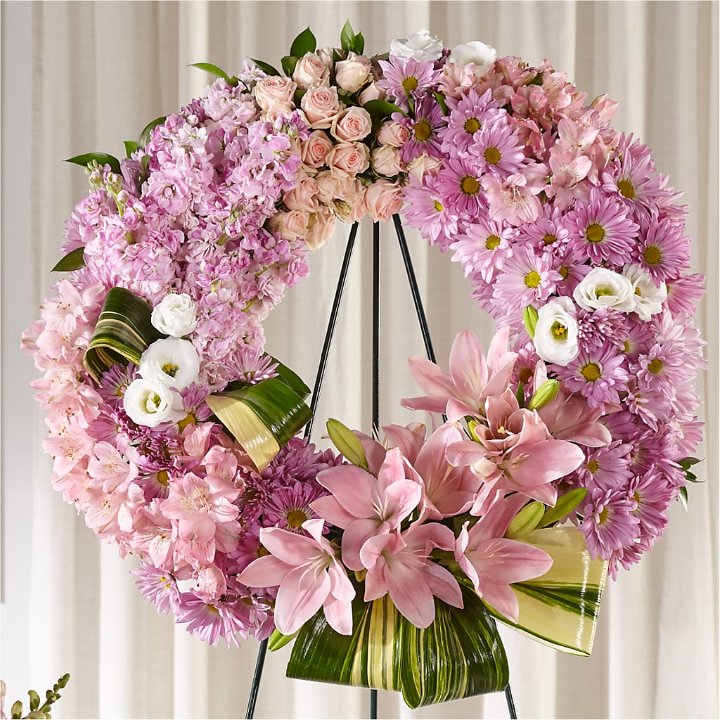 Gift of Warmth Wreath – Floristo Bermeo Ii, Big Lake MN