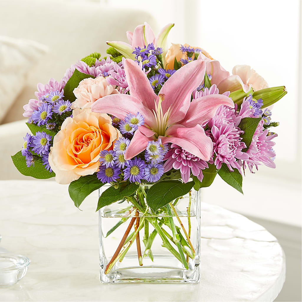 Delicate Details Bouquet – Floristo Bermeo Ii, Big Lake MN