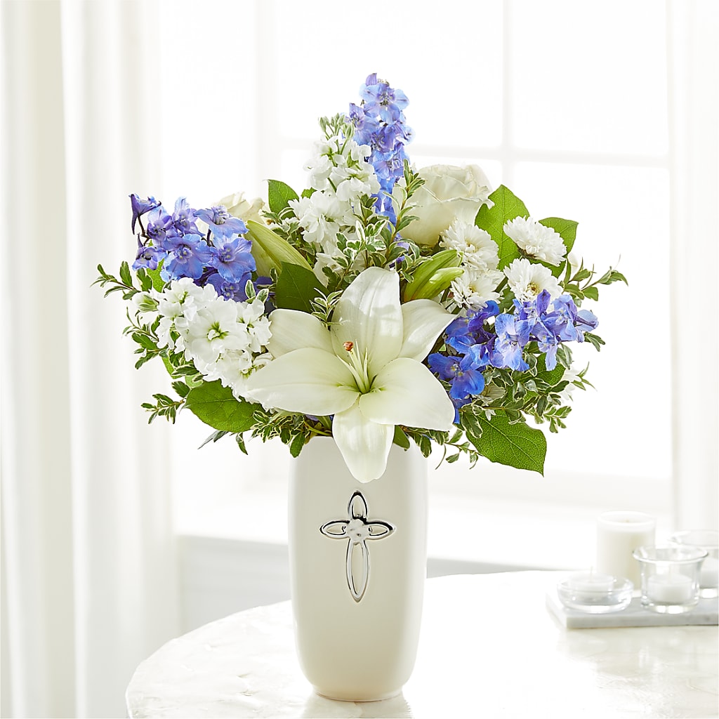 Heavenly Blossoms Bouquet – Floristo Bermeo Ii, Big Lake MN