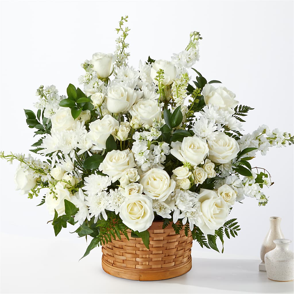 Heartfelt Condolences Arrangement – Floristo Bermeo Ii, Big Lake MN