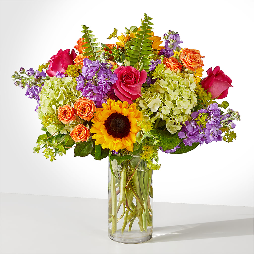 Vibrant Greetings Bouquet – Floristo Bermeo Ii, Big Lake MN