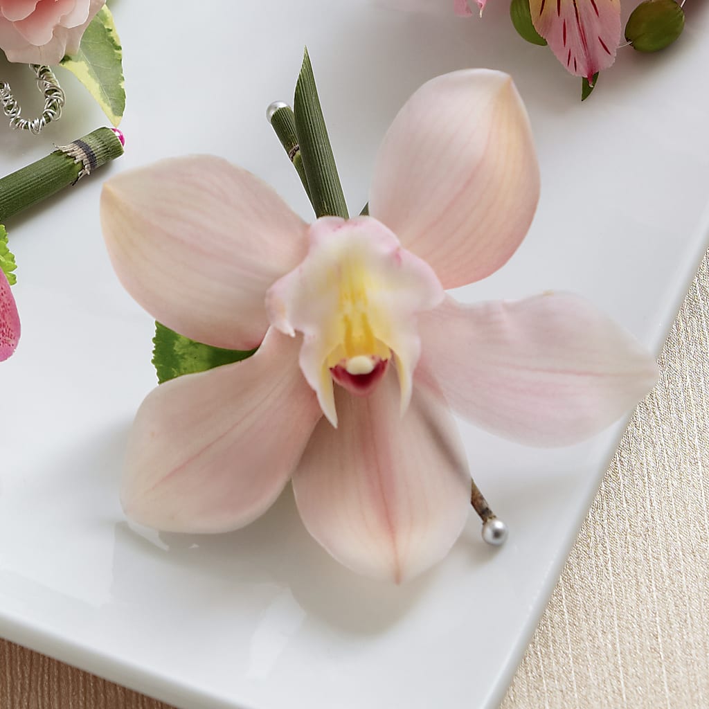 Pink Cymbidium Boutonniere – Floristo Bermeo Ii, Big Lake MN