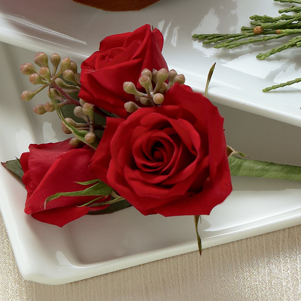 Red Spray Rose Boutonniere – Floristo Bermeo Ii, Big Lake MN