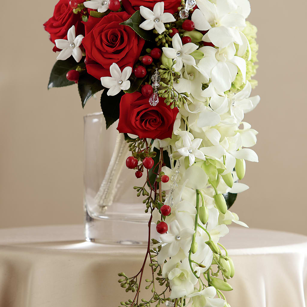 Here Comes the Bride Bouquet – Floristo Bermeo Ii, Big Lake MN