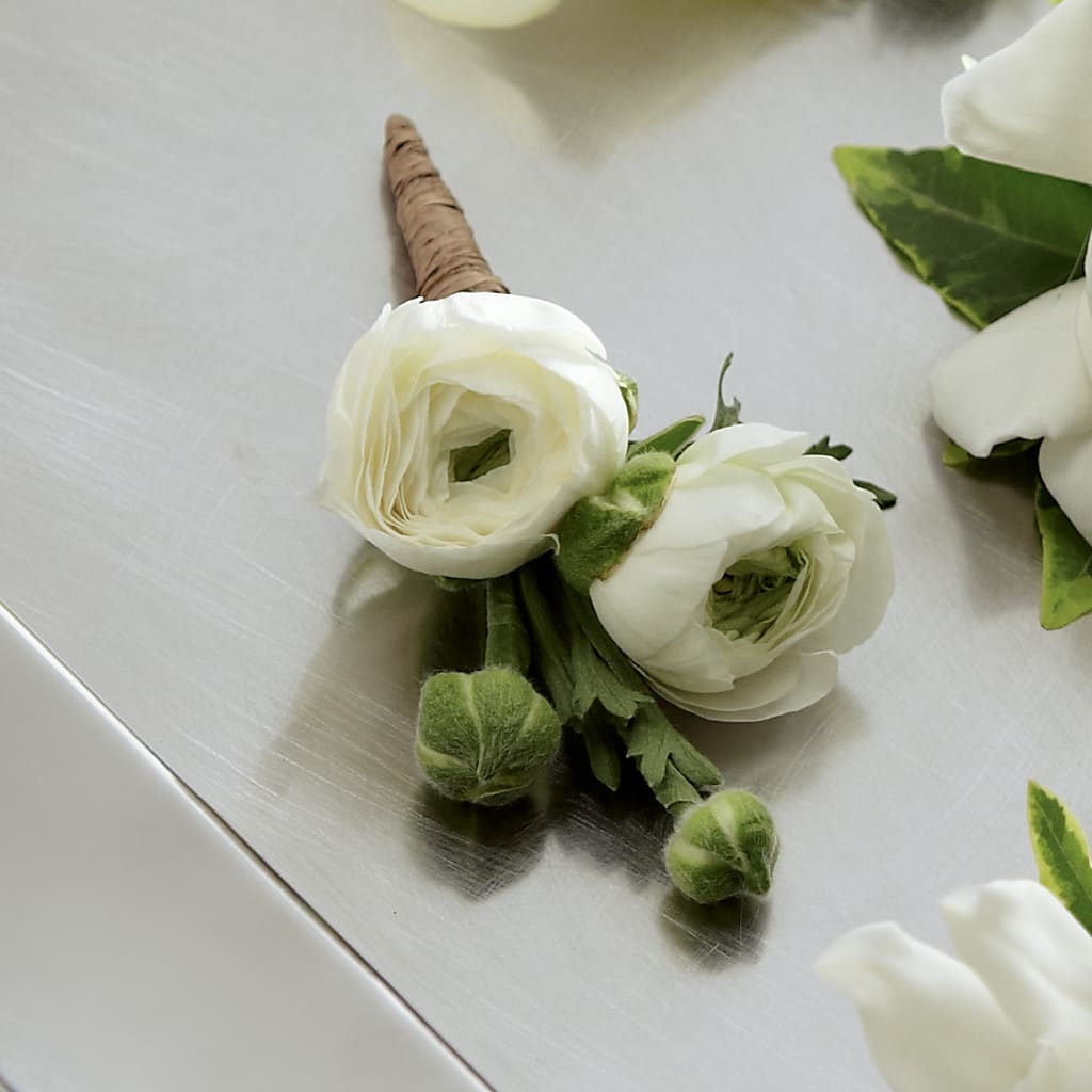 White Ranunculus Boutonniere – Floristo Bermeo Ii, Big Lake MN