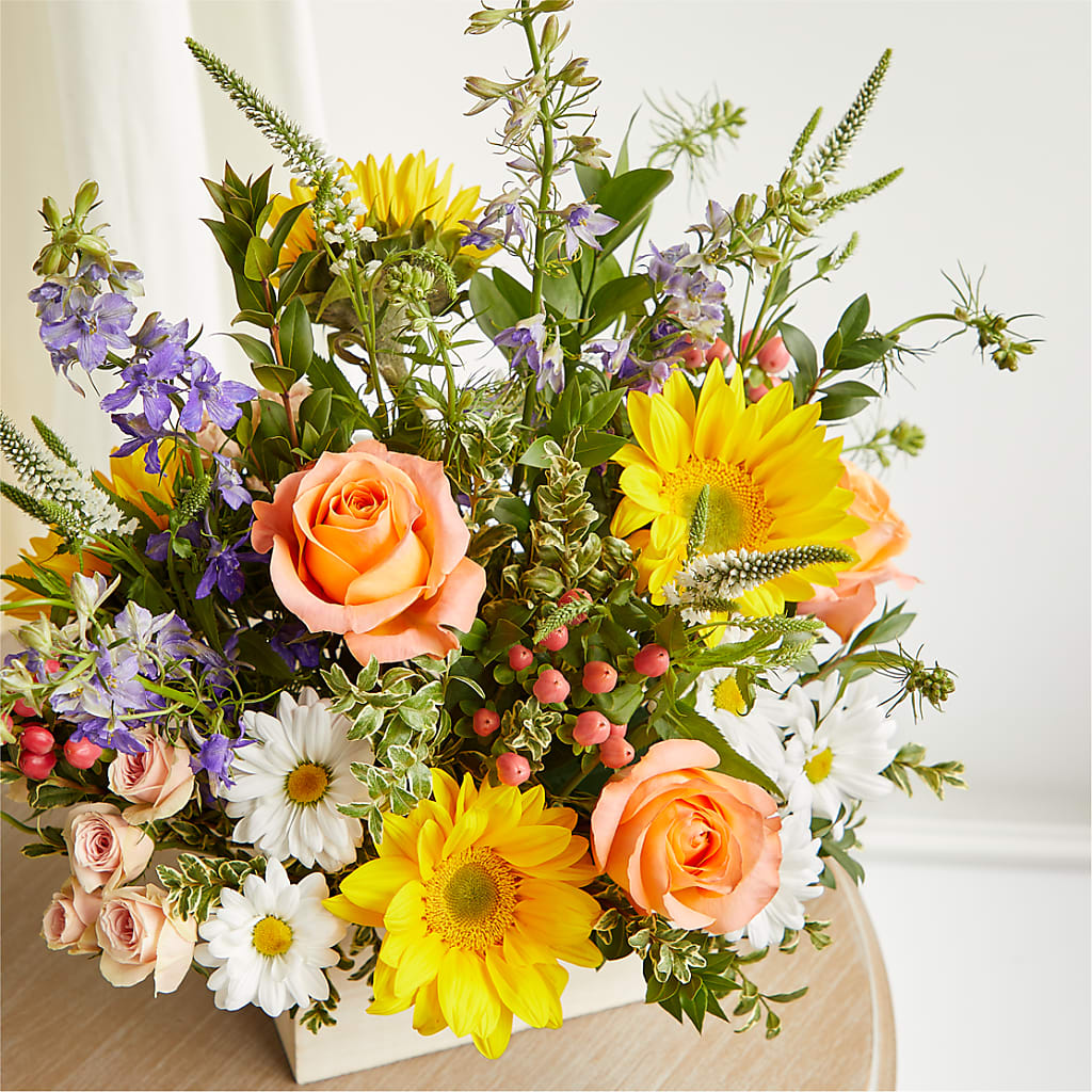 The Good Life Bouquet –  Floristo Bermeo Ii, Big Lake MN