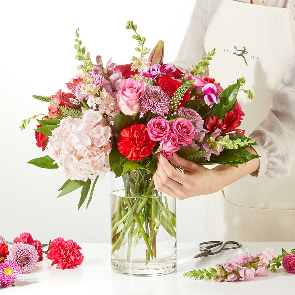 Swooning Over You - A Luxury Florist Original –  Floristo Bermeo Ii, Big Lake MN