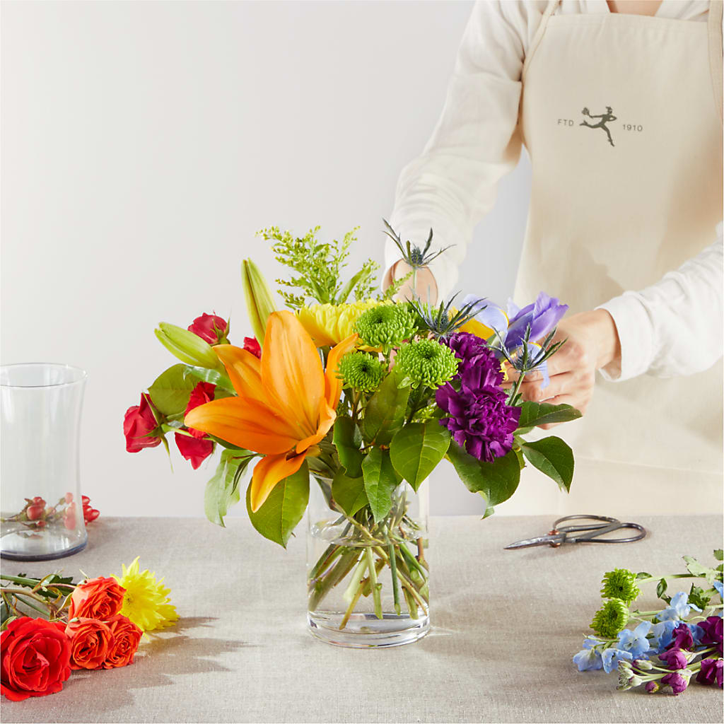 Summer Spectra - A Florist Original –  Floristo Bermeo Ii, Big Lake MN