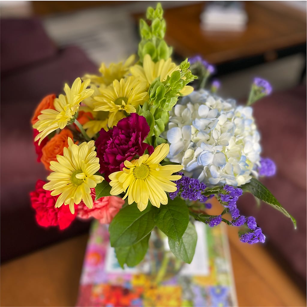 Summer Spectra - A Florist Original –  Floristo Bermeo Ii, Big Lake MN