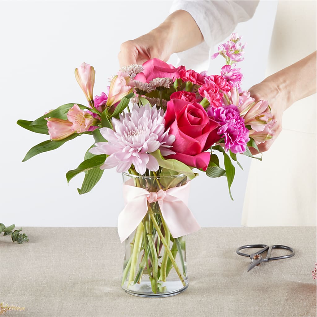 Pink Ribbon - A Florist Original –  Floristo Bermeo Ii, Big Lake MN