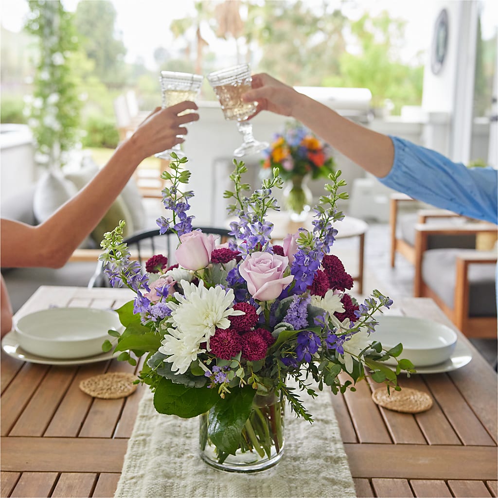 Violet Frost Bouquet –  Floristo Bermeo Ii, Big Lake MN