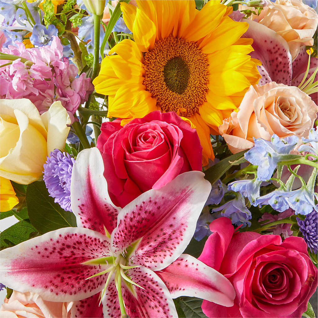 Dreamy Meadows Bouquet –  Floristo Bermeo Ii, Big Lake MN