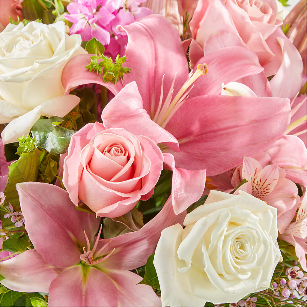 Ethereal Beauty Bouquet –  Floristo Bermeo Ii, Big Lake MN