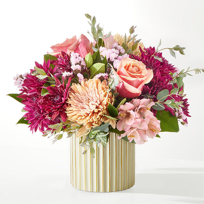 Berry Cobbler Bouquet with Ivory Vase –  Floristo Bermeo Ii, Big Lake MN
