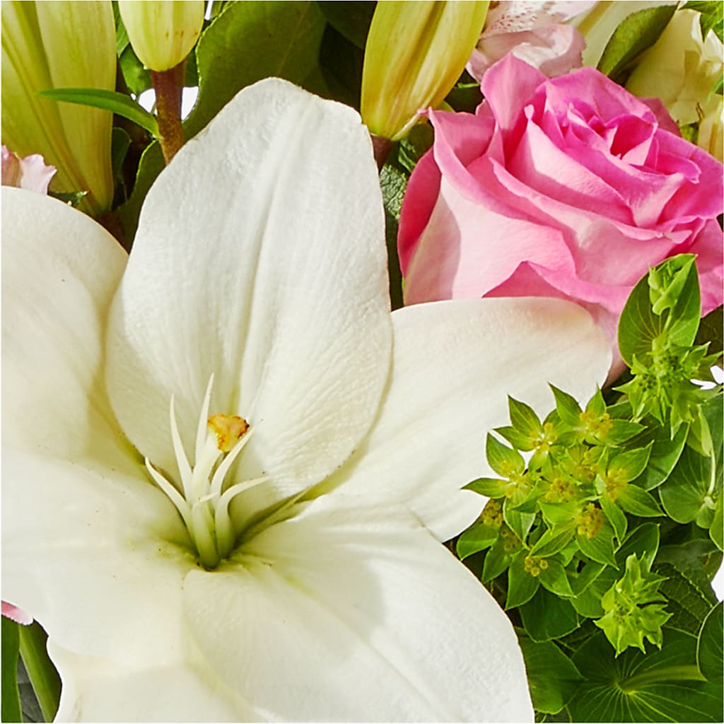 Fondly Bouquet –  Floristo Bermeo Ii, Big Lake MN