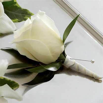 White Rose Boutonniere –  Floristo Bermeo Ii, Big Lake MN